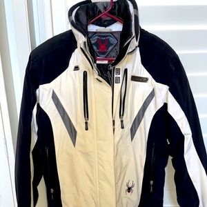 Spyder women’s ski jacket size 10